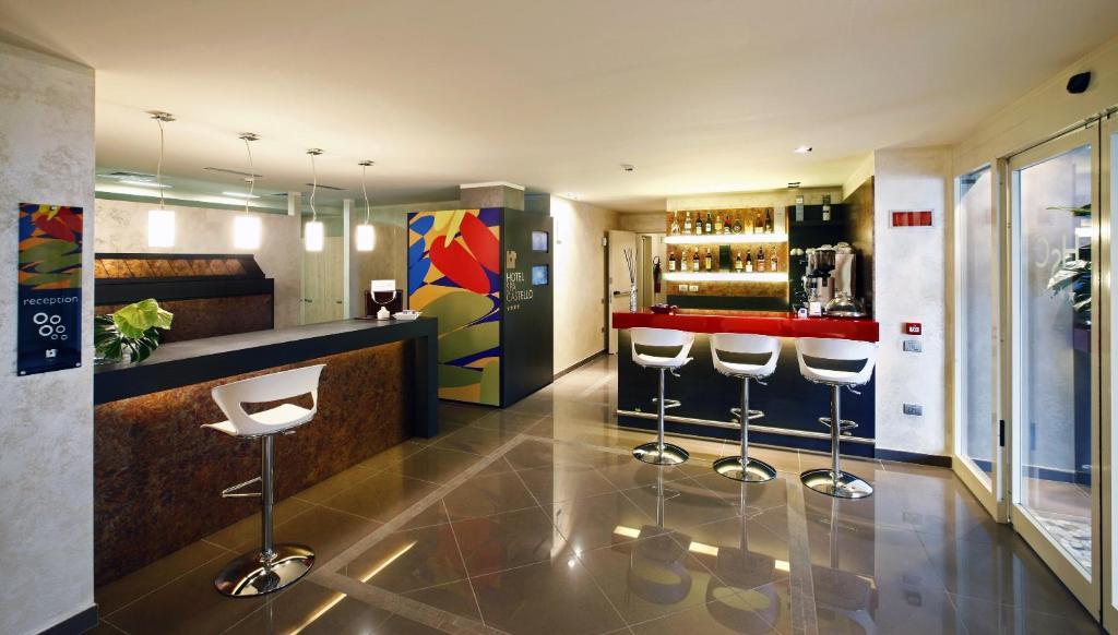 Il Castello Di Lovere Hotel Ngoại thất bức ảnh